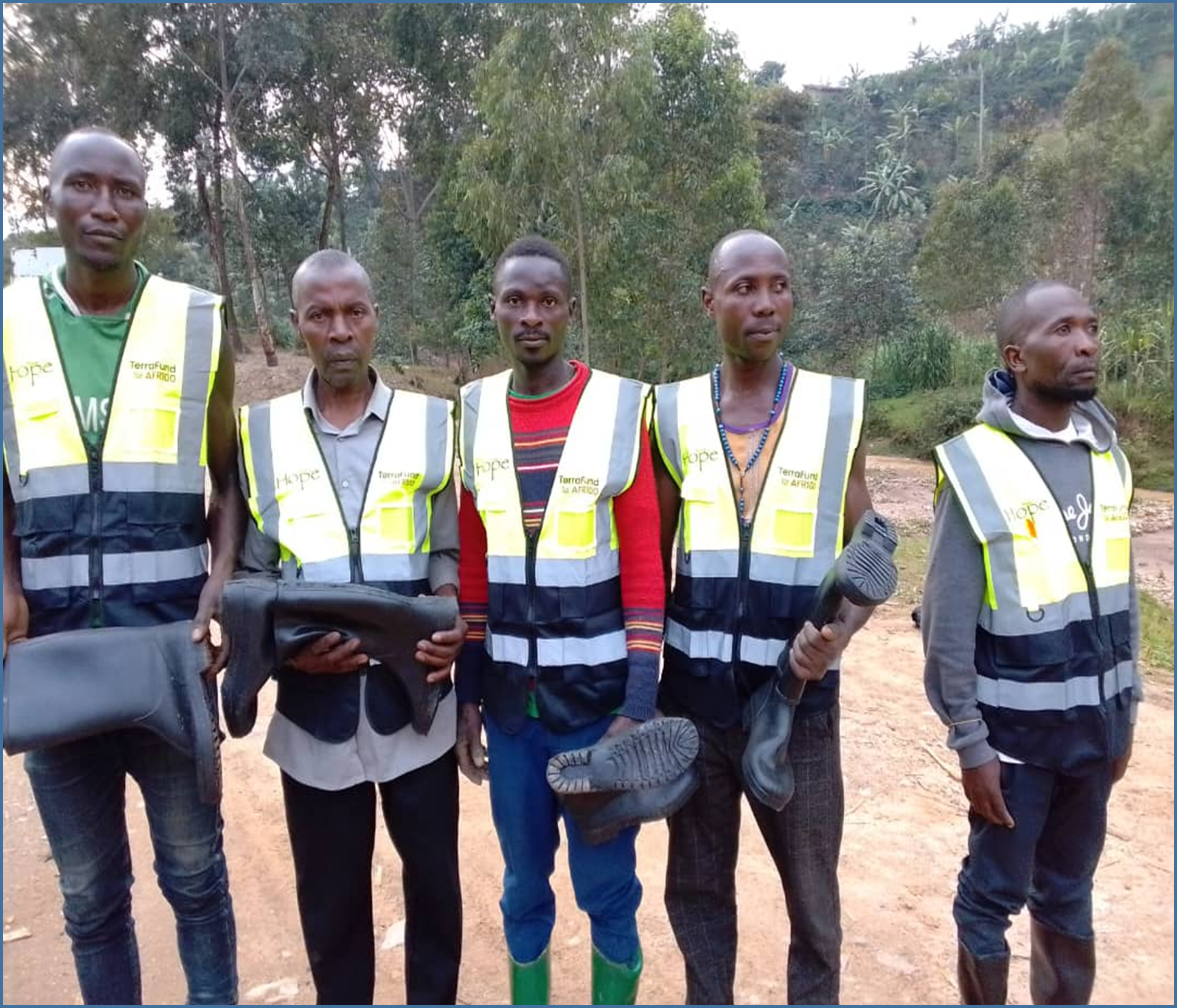 Tree stewards maintain and monitor planted trees along the Gashashi and Cyimbiri rivers. Credit: FHA