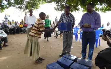 A community fund boosting livelihoods and conservation in Uganda